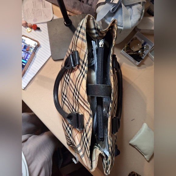 Burberry Nova Check Blue Label Handbag -Japan Exclusive - Picture 15 of 16